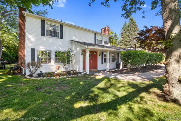 37480 Rhonswood Drive, Northville, MI 48167