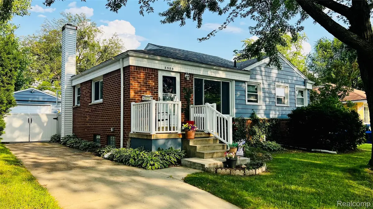 2520 Barstow Road, Lansing, MI 48906 - #1