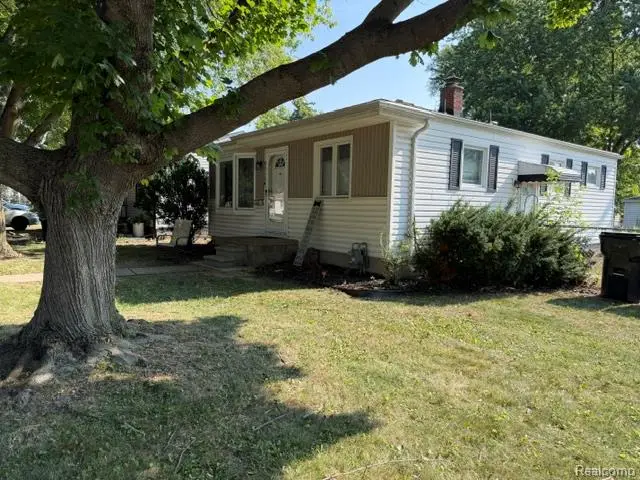 8953 William Street, Taylor, MI 48180 - #2