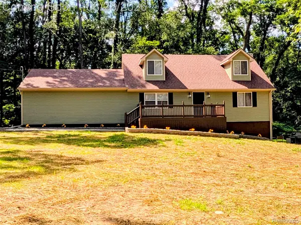 15196 Shiawassee Drive, Byron, MI 48418