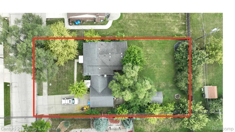 148 Rosemary Street, Dearborn Heights, MI 48127 - #2