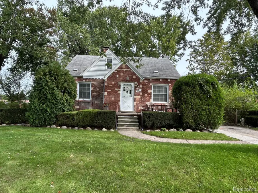 2275 Marlow Drive, Warren, MI 48092 - #2