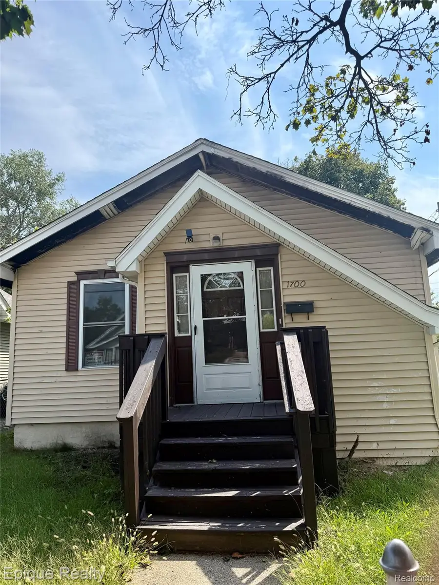 1700 Delaware Avenue, Flint, MI 48506 - #2