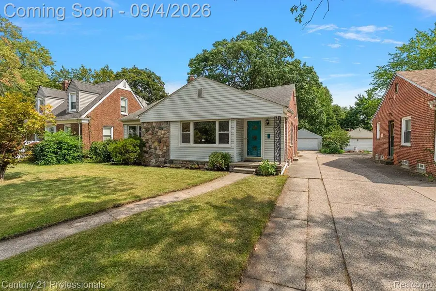607 Lawson Street, Royal Oak, MI 48067 - #2