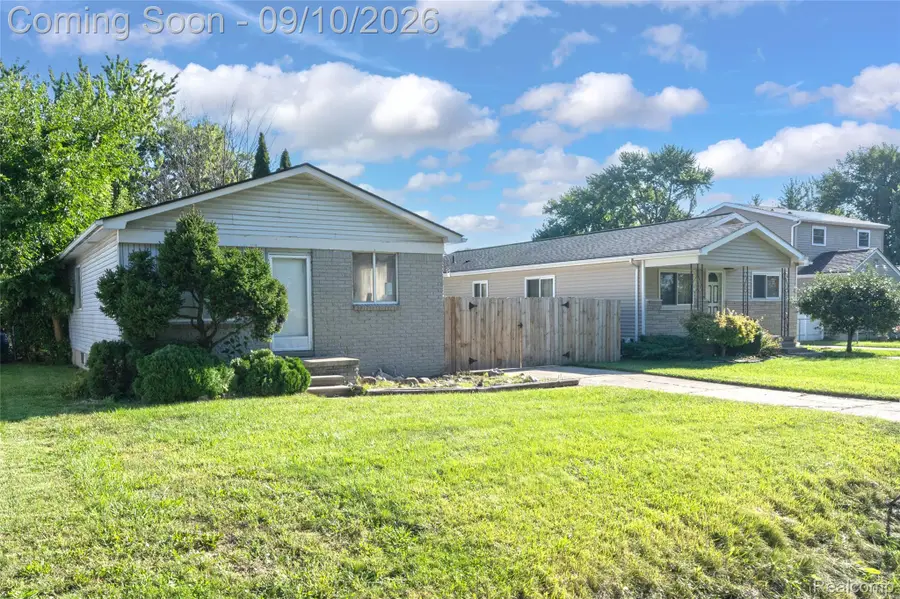 24935 Trombley Street, Harrison Township, MI 48045 - #3