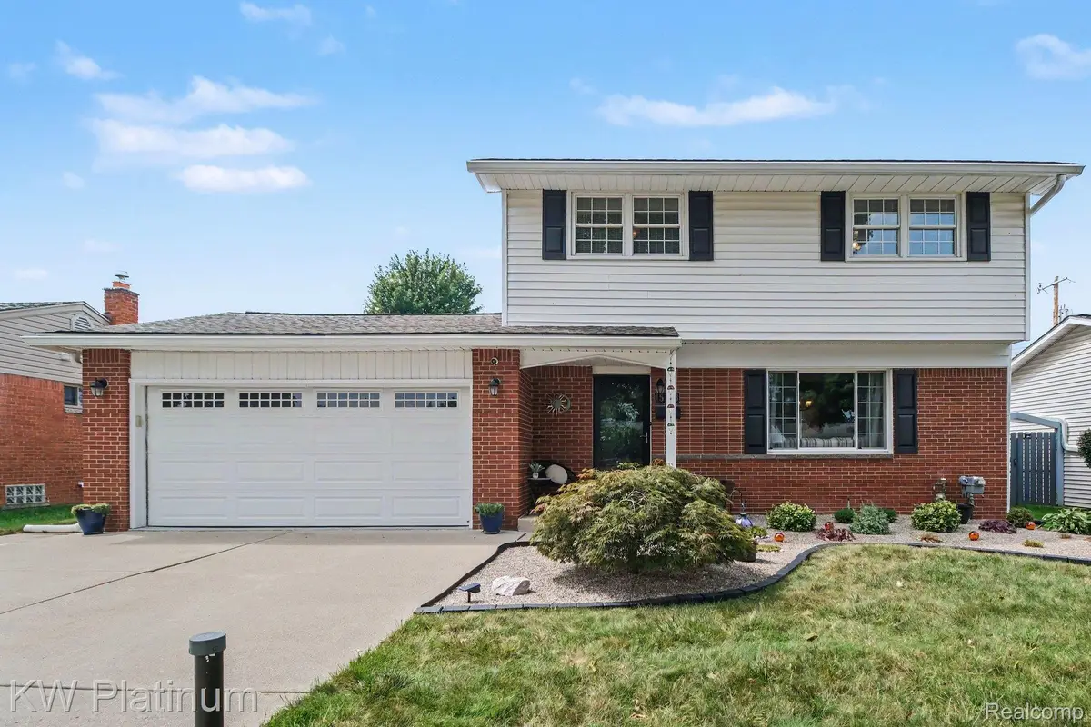 15123 Marsha Street, Livonia, MI 48154 - #1