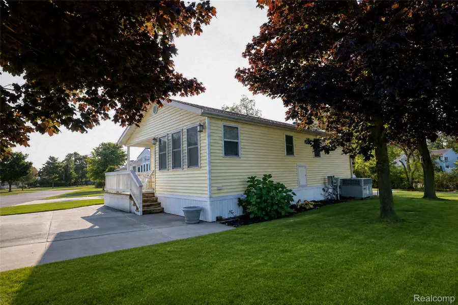 7122 Ben Franklin Drive, Lexington, MI 48450 - #3
