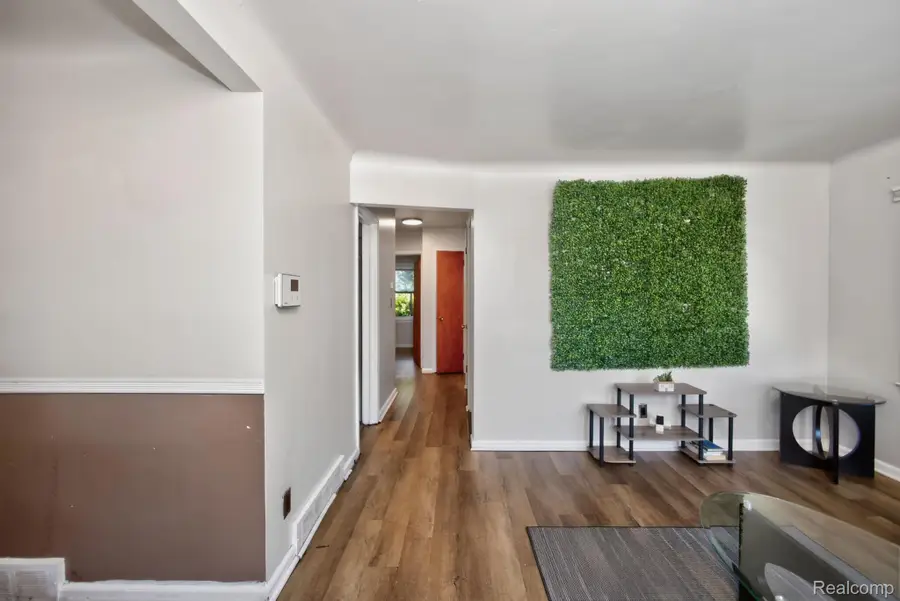 4215 Three Mile Drive, Detroit, MI 48224 - #2