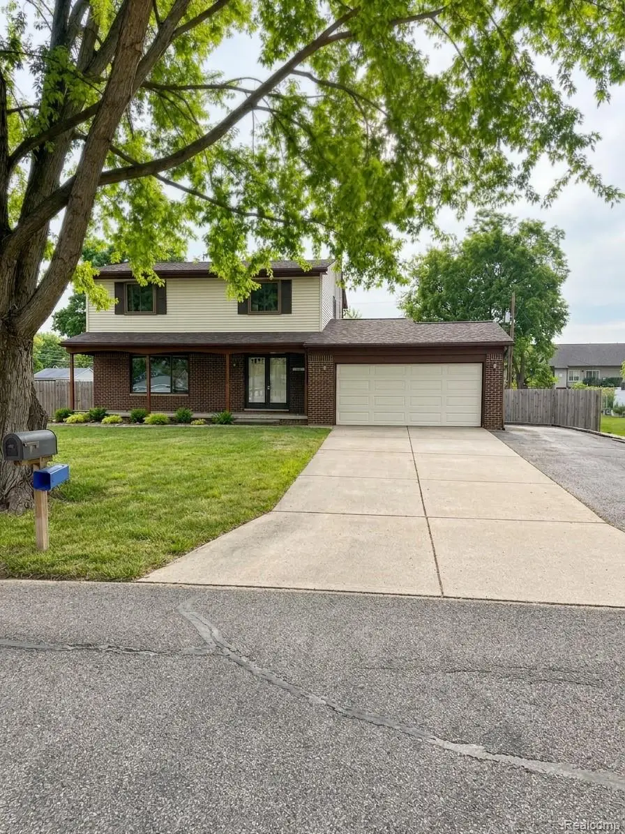 3786 Hazelton Avenue, Rochester Hills, MI 48307 - #1
