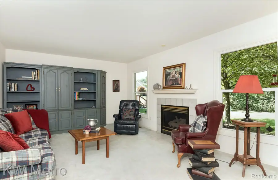 43670 Perignon Drive, Sterling Heights, MI 48314 - #3