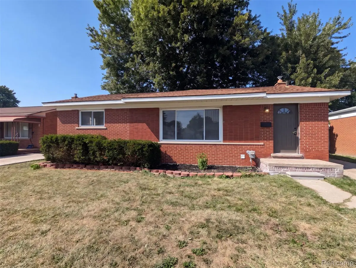 8507 Darlene Street, Warren, MI 48093 - #1