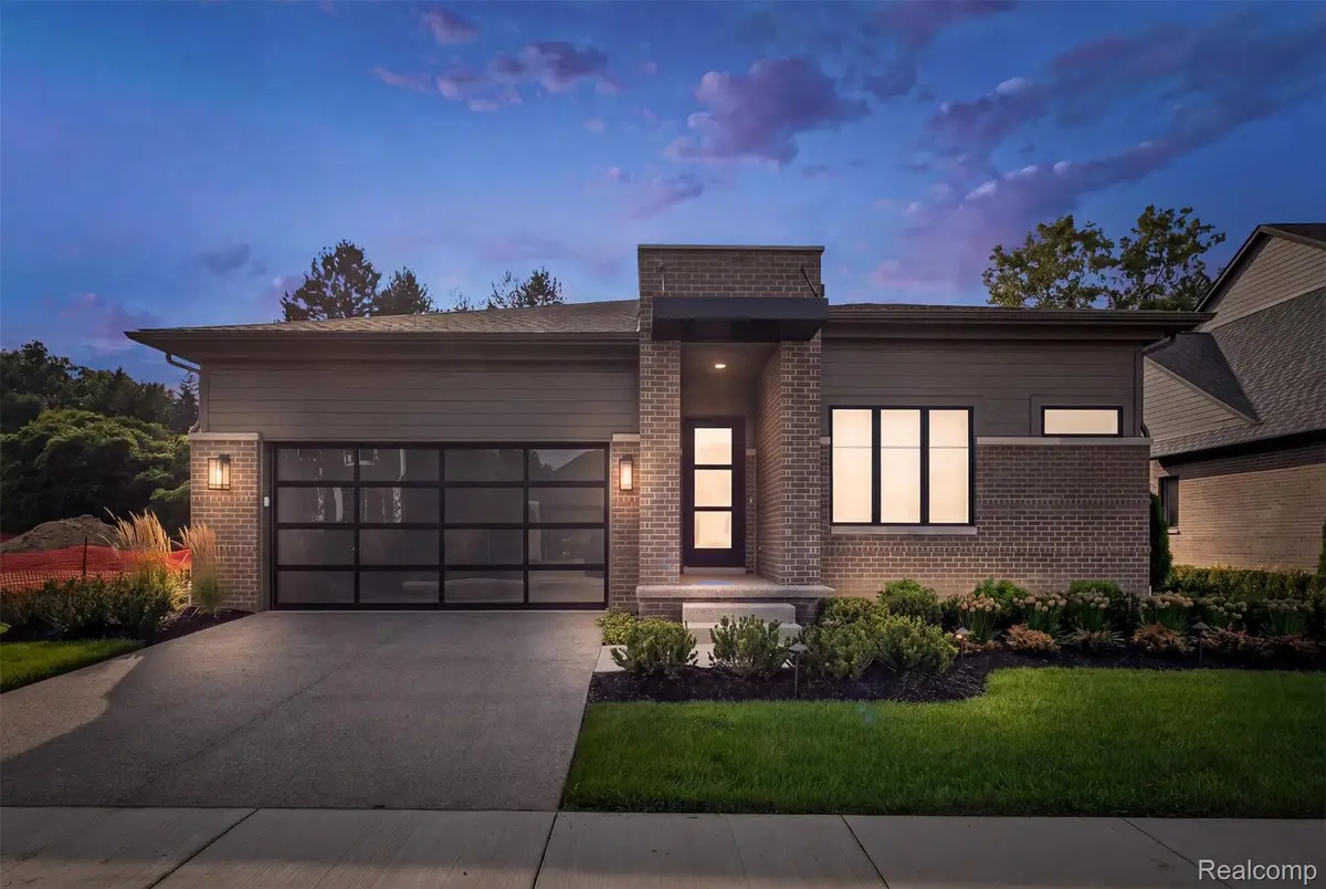 4182 Prescott Park Circle, West Bloomfield, MI 48323 - #1