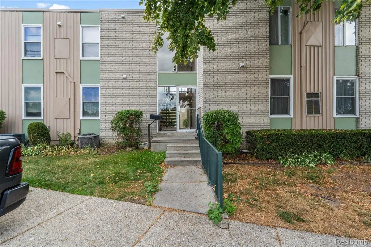 33397 Fargo Street, Livonia, MI 48152 - #1
