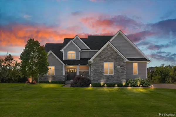 305 Baintree Boulevard, Brighton, MI 48114