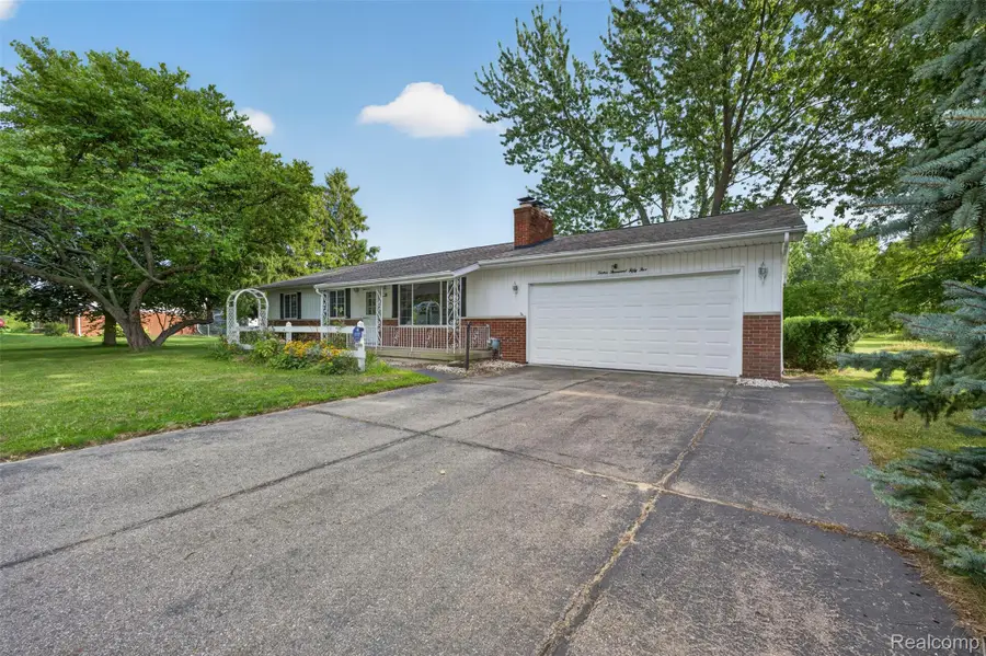 12055 W Pierson Road, Flushing, MI 48433 - #3