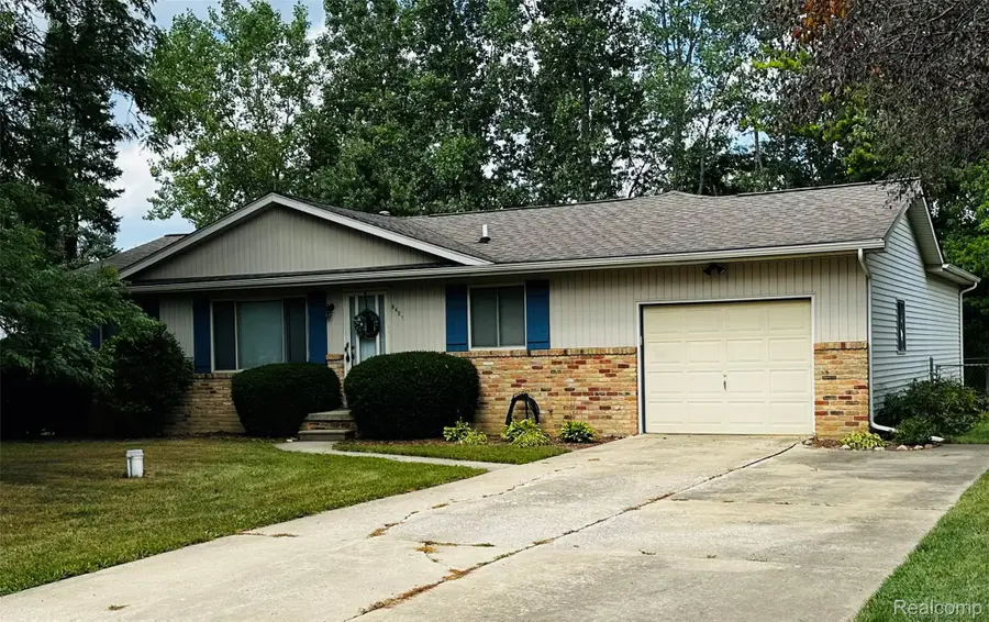 5427 Ole Banner Trail, Grand Blanc, MI 48439 - #2