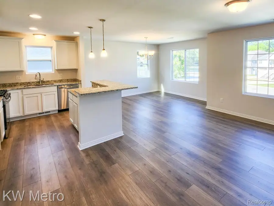 225 Whispering Pines Drive #13, Fenton, MI 48430 - #3
