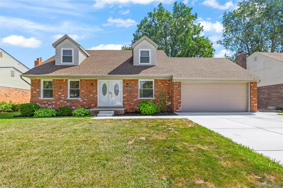 24641 Alicia Street, Brownstown, MI 48134 - #2
