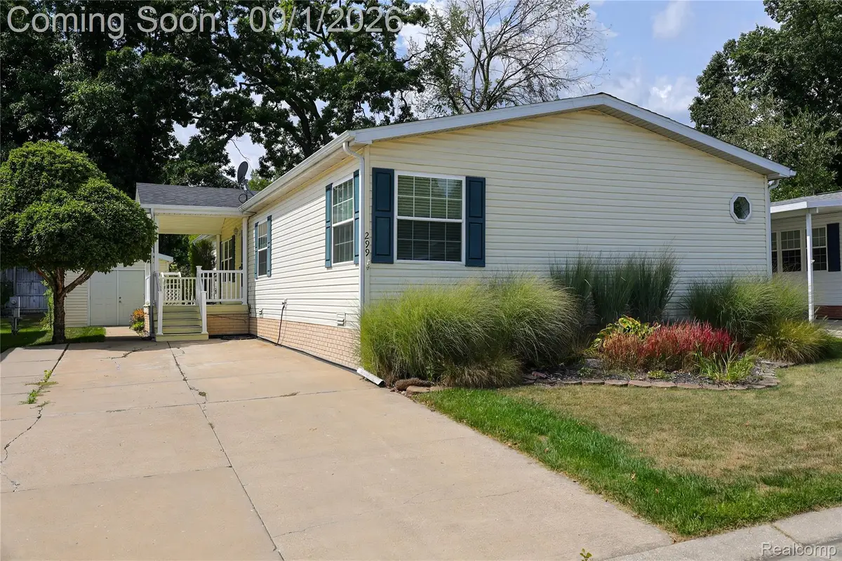 299 Dennis K Court, White Lake, MI 48386 - #1