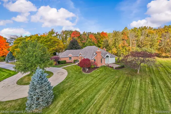 24037 Armada Center Rd, Armada, MI 48005