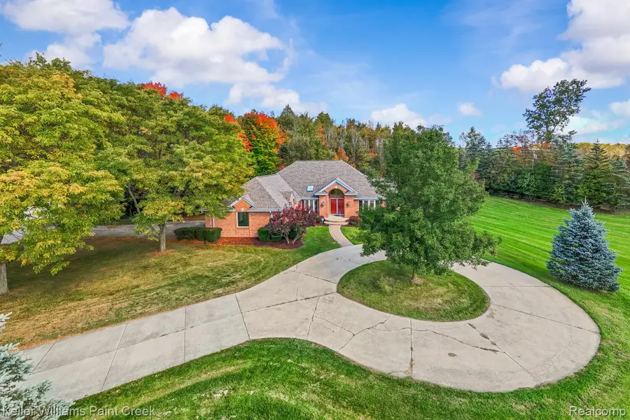 24037 Armada Center Rd, Armada, MI 48005 - #3