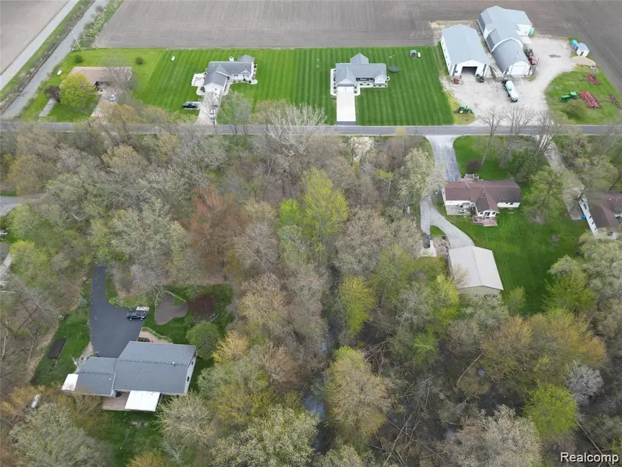 197 N Cotter Road, Essexville, MI 48732 - #2