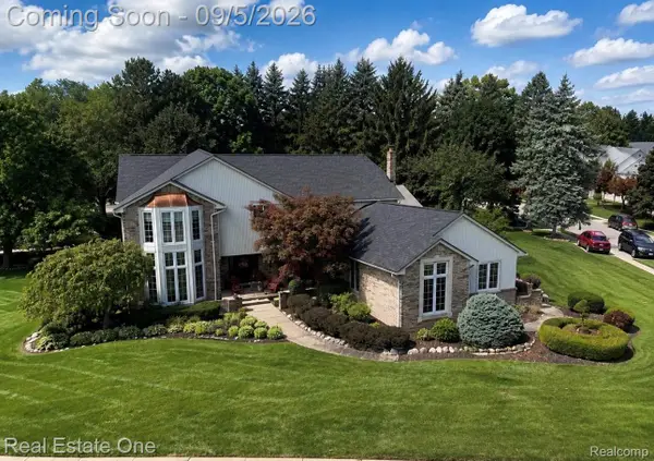 54737 Sherwood Lane, ShelbyTwp, MI 48315