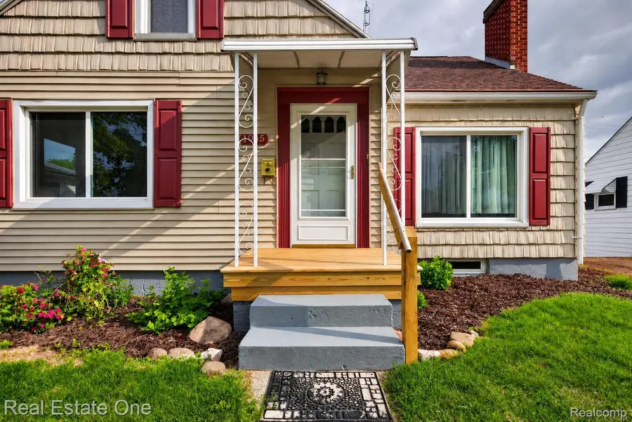 1915 Tuscola Street, Flint, MI 48503 - #2
