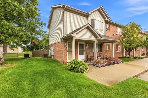 21096 Flora Street, Roseville, MI 48066