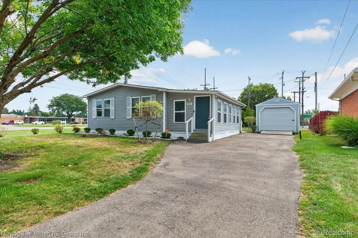 40 Owen Street, Belleville, MI 48111 - #1