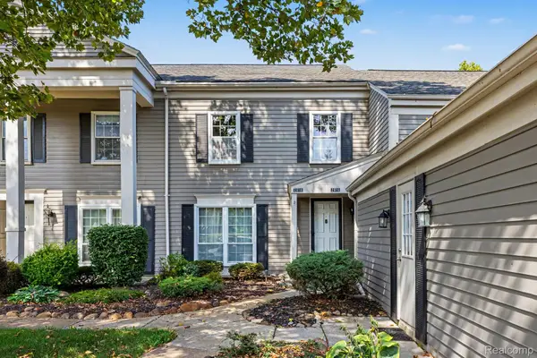 2618 Williamsburg Circle, AuburnHills, MI 48326