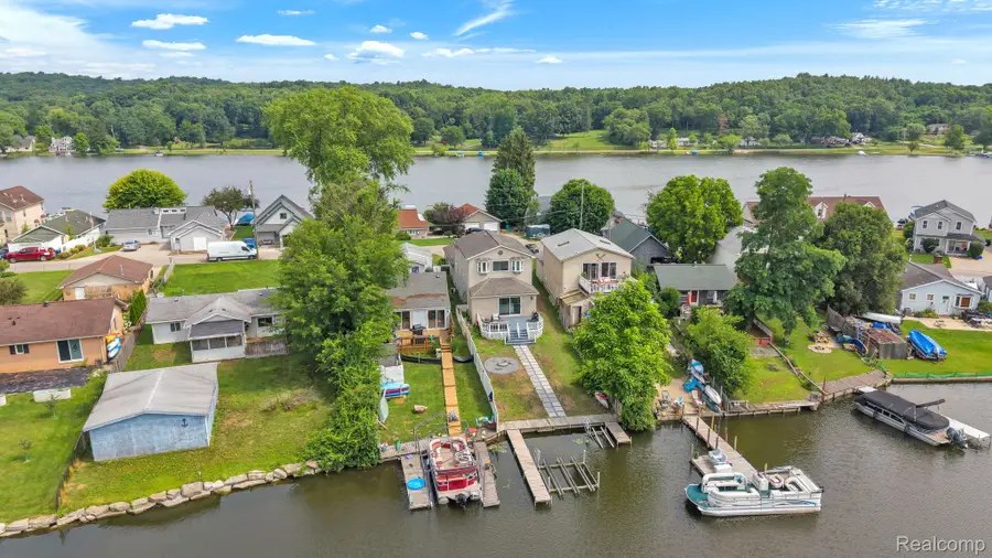 8963 Tackles Drive, White Lake, MI 48386 - #2