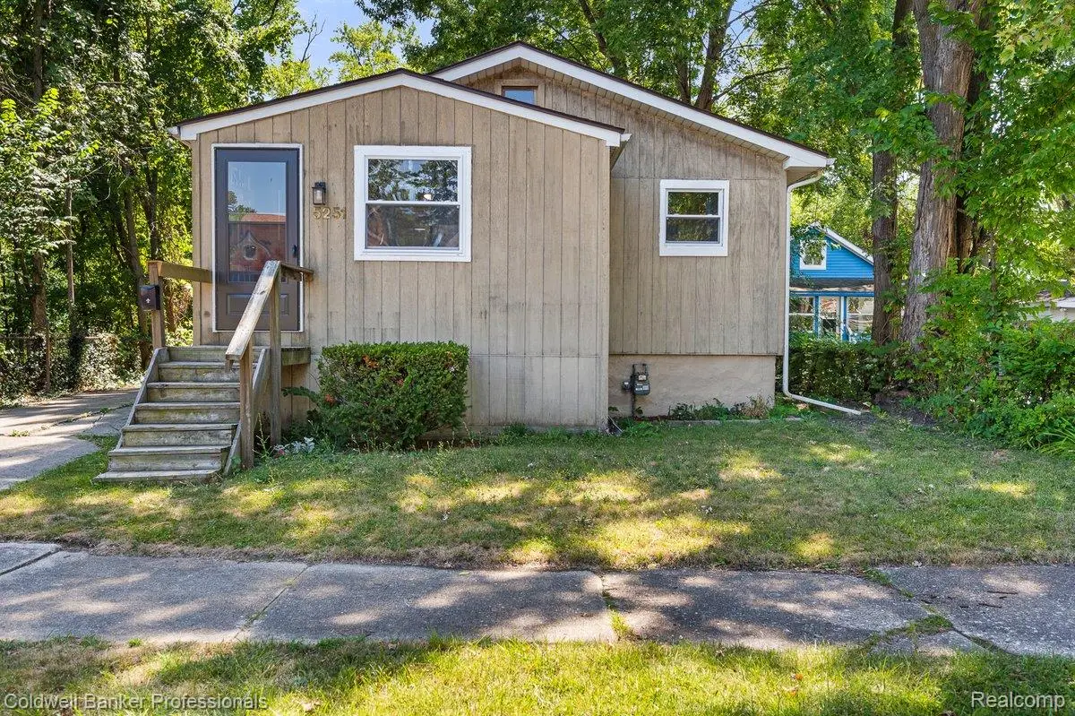 5251 Gateshead Street, Detroit, MI 48236 - #1