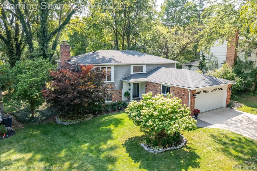 416 Welch Road, Northville, MI 48167 - #2