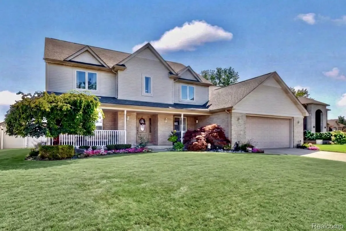 1542 N John Daly Road, Dearborn Heights, MI 48127 - #1