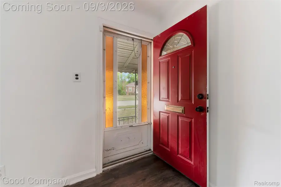 19498 Brady, Redford, MI 48240 - #2