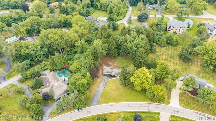 1519 Groton Road, Bloomfield, MI 48302 - #2