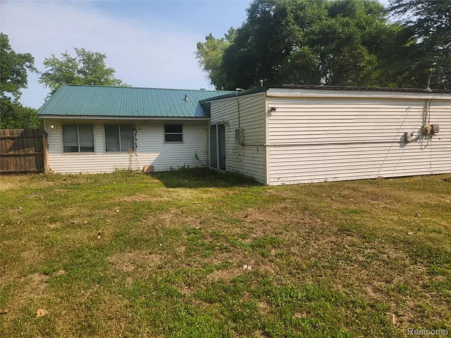 262 Betty Street, Ortonville, MI 48462 - #2