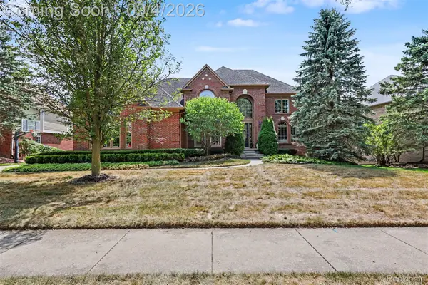 24034 Broadmoor Park Lane, Novi, MI 48374