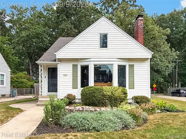 1200 N Vermont Avenue, RoyalOak, MI 48067