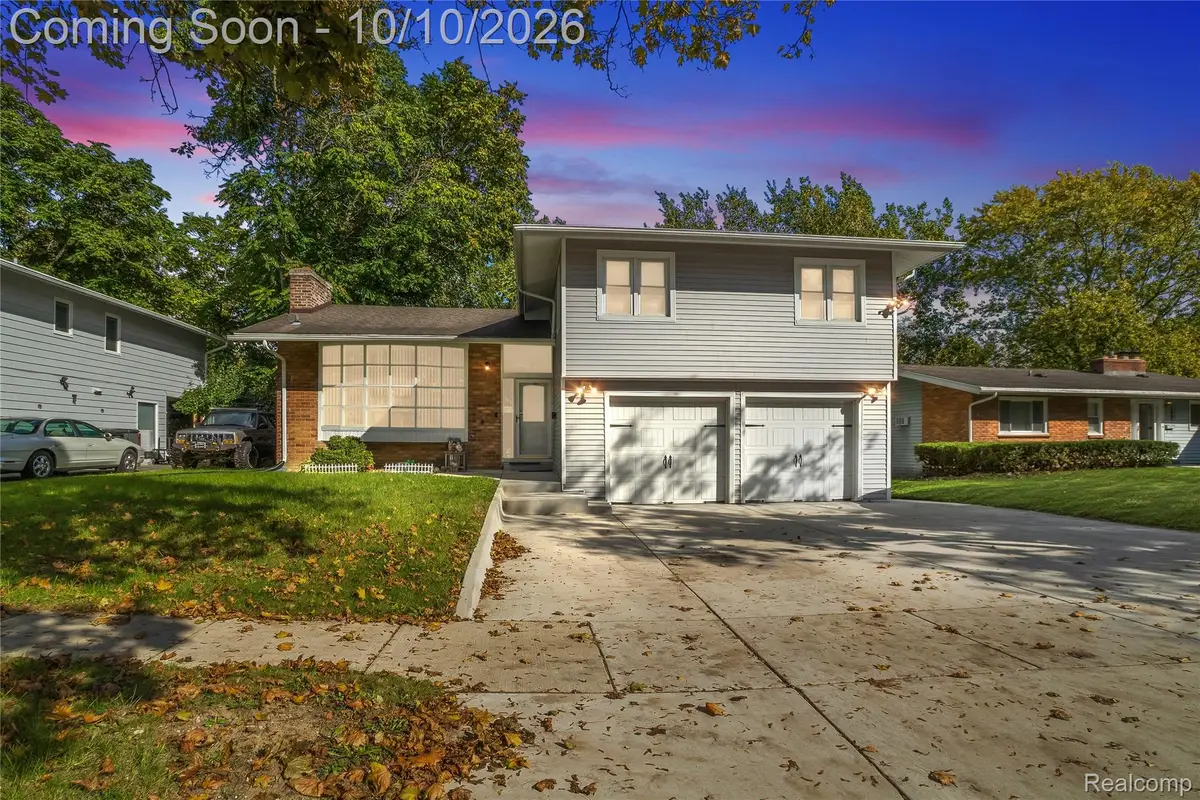 4013 Greenbrook Lane, Flint, MI 48507 - #1