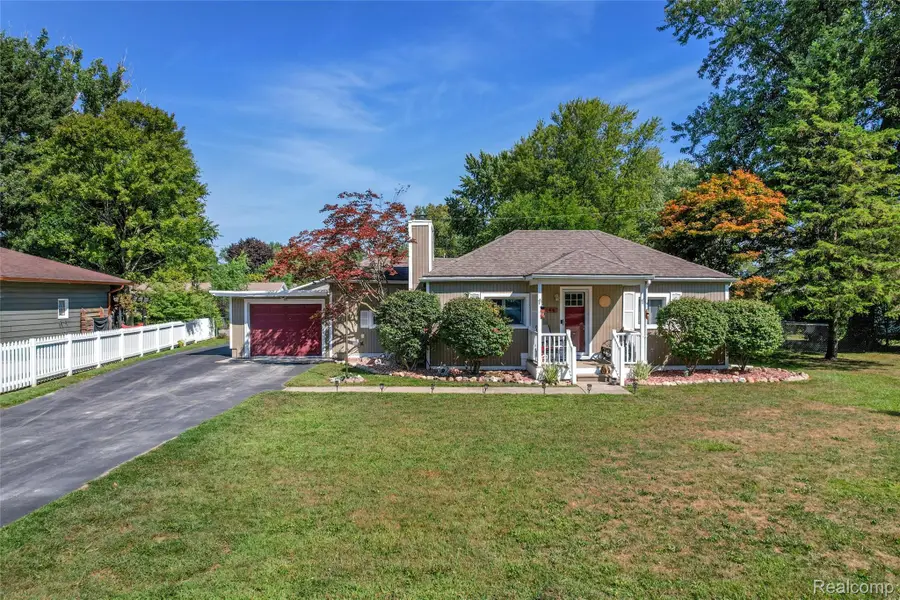 146 Chaney Street, Van Buren, MI 48111 - #2