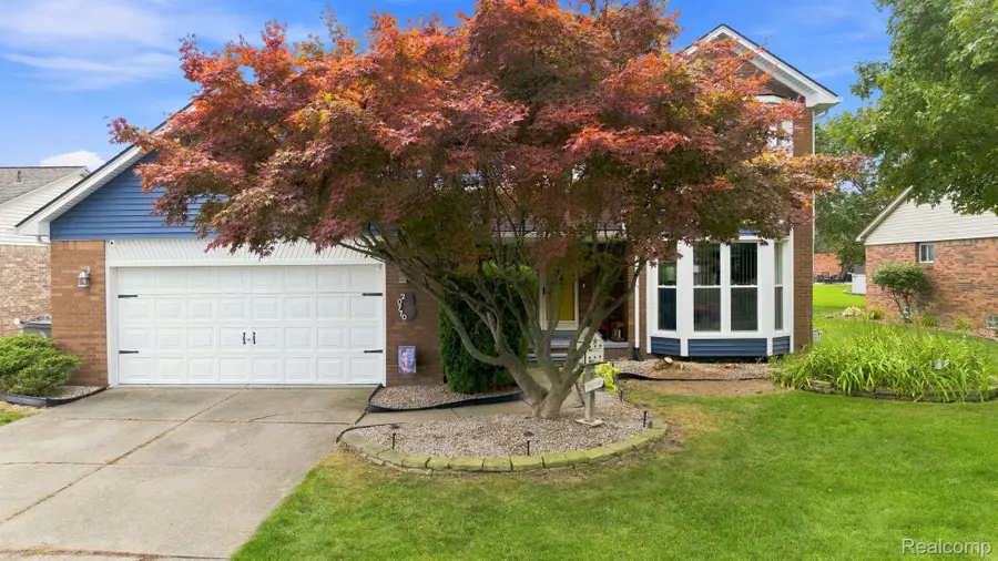 20770 Cannon Drive, Clinton, MI 48038 - #2