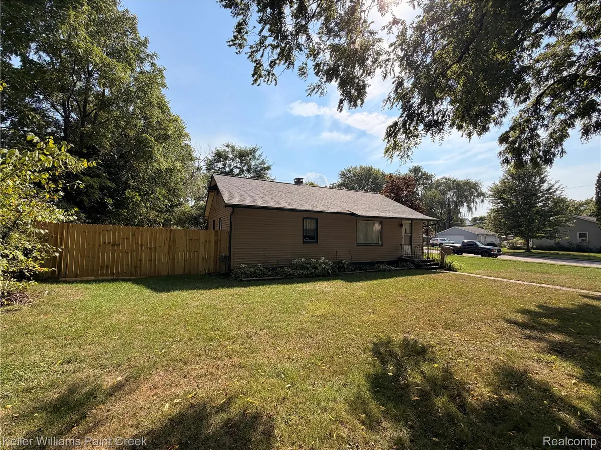 413 N Turrill Avenue, Lapeer, MI 48446 - #1