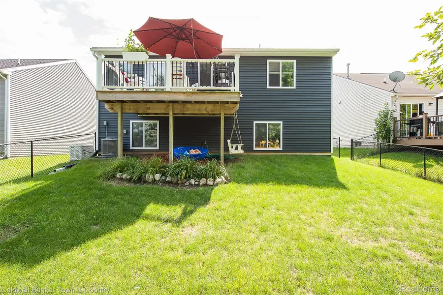 8614 Swartz River Drive, Fowlerville, MI 48836 - #2