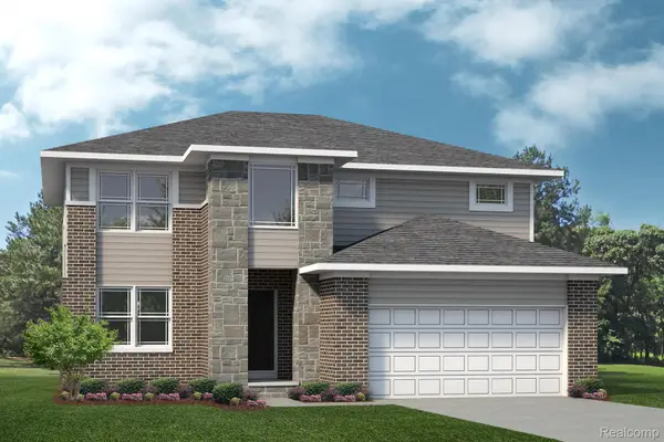 24568 Scarlet Oak Court, Macomb, MI 48051