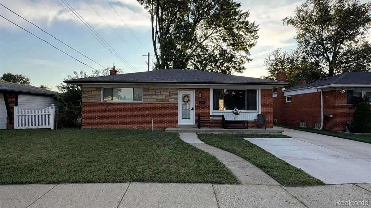 8127 Gary Avenue, Westland, MI 48185 - #1