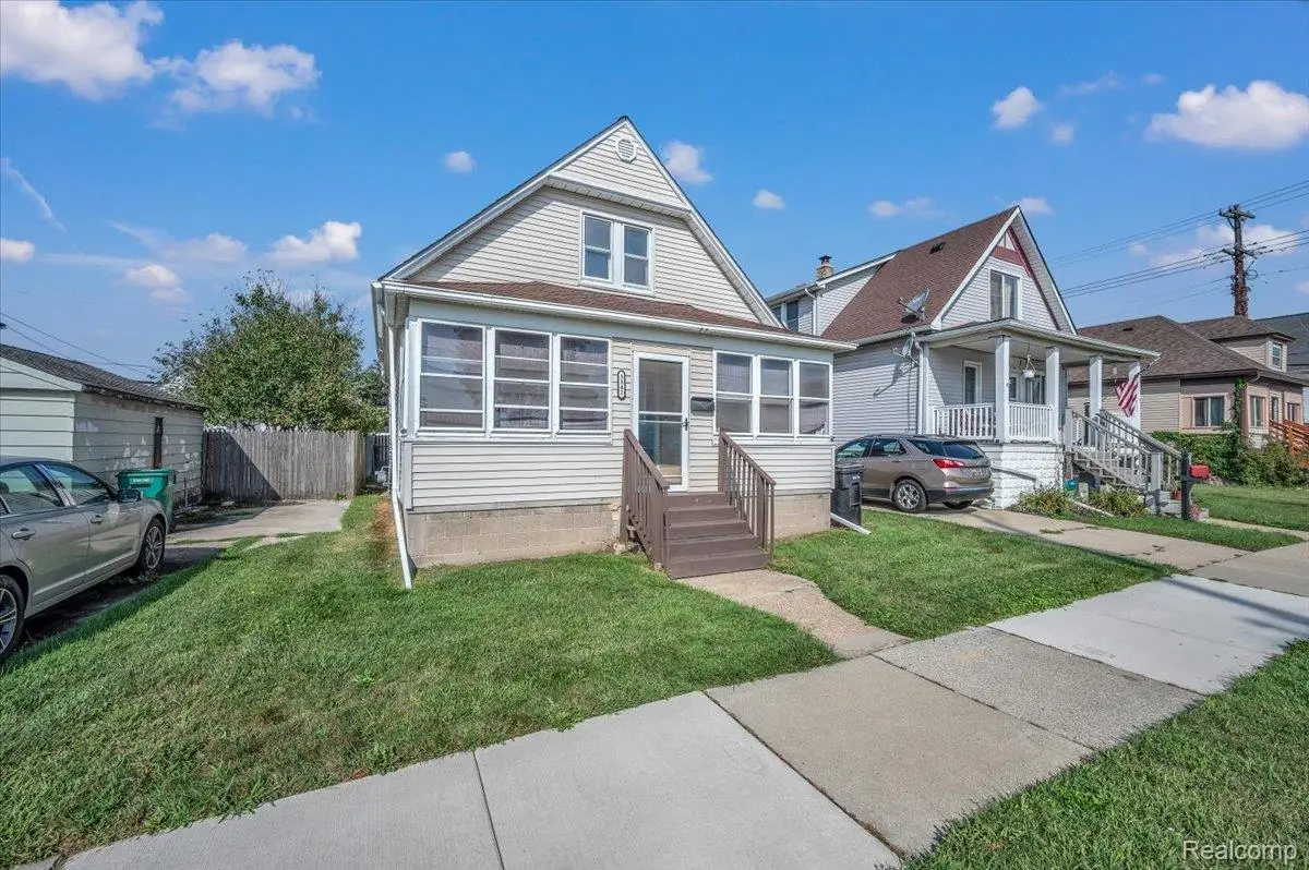 3342 11th Street, Wyandotte, MI 48192 - #1