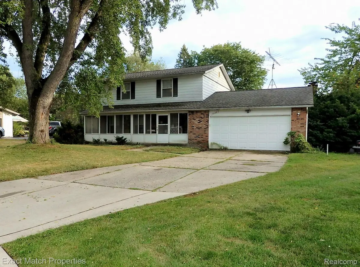 9438 W Shady Grove Court, White Lake, MI 48386 - #1