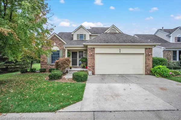 646 Rolling Hills Lane, Lapeer, MI 48446